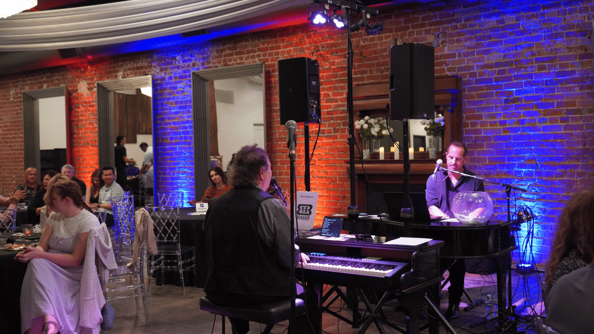 Dueling Pianists